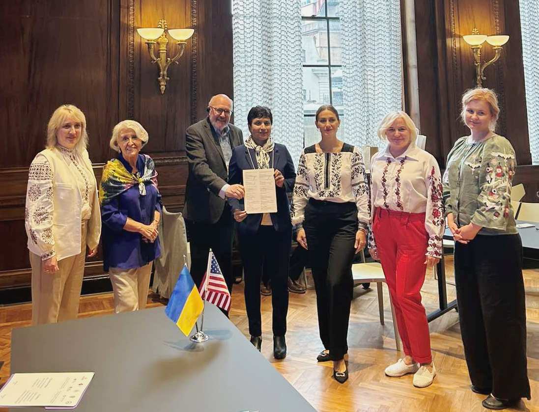 Підписання Рамкової угоди про співпрацю в офісі Федерації здоровя Філадельфії